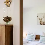 Esche 2 By Interhome 엘마우